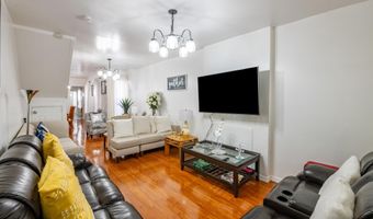 922 PEAR St, Reading, PA 19601