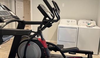 44140 BRISTOW Cir, Ashburn, VA 20147