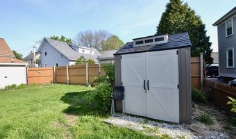 105 Lafountain St, Burlington, VT 05401