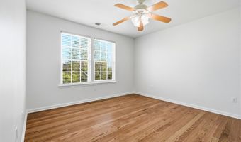 5 Adrift Ave, Barnegat, NJ 08005