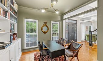 42869 NASHUA St, Ashburn, VA 20147