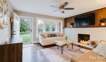4920 Raymond Pl, Charlotte, NC 28205