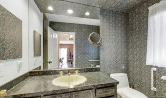 32 Litchfield Way, Alpine, NJ 07620