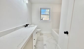 8 Country Ln, Billerica, MA 01821