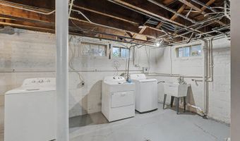 24 N Belmont Ave, Arlington Heights, IL 60004