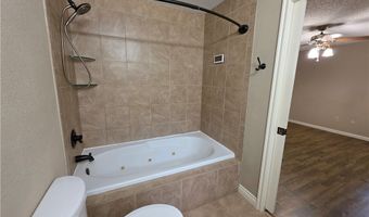 1806 Lawrence St, Bentonville, AR 72712