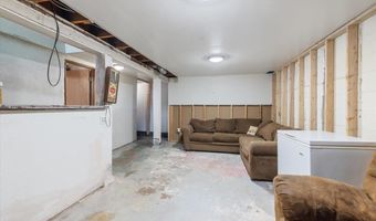 24 Fern Ct, Babbitt, MN 55706