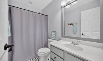 3706 SW Bluegrass Cir, Ankeny, IA 50023
