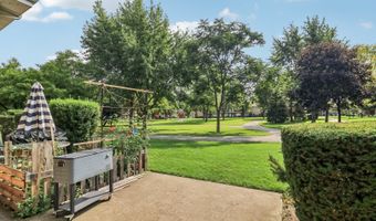 1107 E Algonquin Rd 4, Arlington Heights, IL 60005