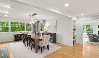 9 E Heatheridge St, Ann Arbor, MI 48104