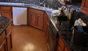 206 Ideal St, Belle Rose, LA 70341