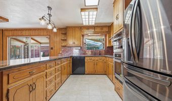 602 Sunglow Ave, Alamogordo, NM 88310