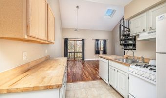 5 Sugar Loaf Ct 7, Alloway, NJ 07462