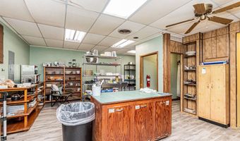 316 318 Broadway St, Abilene, KS 67410