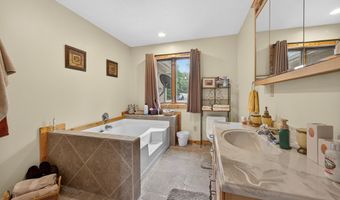 241 Hidden Cove Ln, Allons, TN 38541