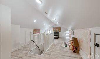 410 Milledge Cir, Athens, GA 30606