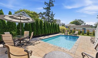 141 30th St, Avalon, NJ 08202