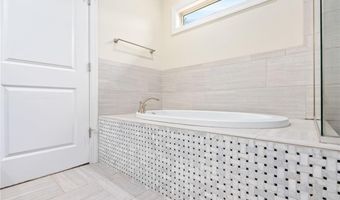 2217 N DONAHUE Dr, Auburn, AL 36830