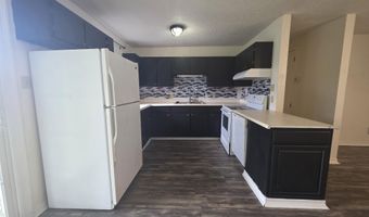 905 Spanish Acres Dr, Bay St. Louis, MS 39520
