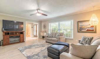 410 Ipswich St, Altamonte Springs, FL 32701