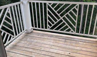 5924 FOUNDERS HILL Dr 302, Alexandria, VA 22310