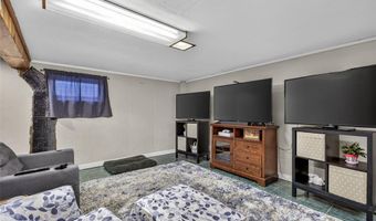 9541 Dulles Ct, Affton, MO 63123