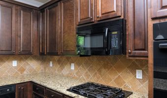 604 Delany Ct, Boiling Springs, SC 29316