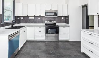 710 E Main St, Alhambra, IL 62001