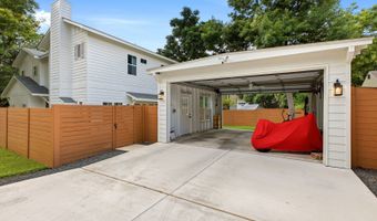 301 OGDEN Ln, Alamo Heights, TX 78209