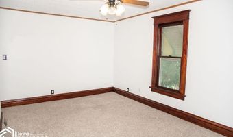 219 A Ave W, Albia, IA 52531