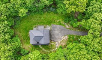 127 Putnam Park Rd, Bethel, CT 06801