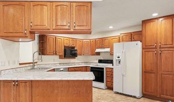 2051 Arbor Rdg, Brookings, SD 57006