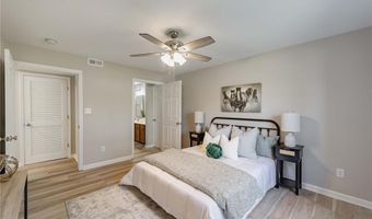 9723 Crayford Rd 1B, Affton, MO 63123