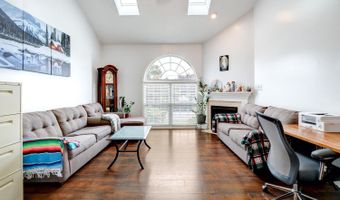 65 MICHIGAN Dr, Reading, PA 19608