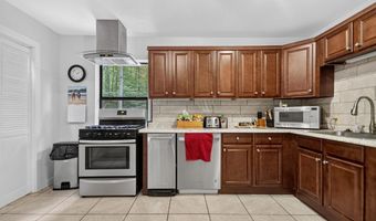 4266 MCGEE Rd, Benton, AR 72019