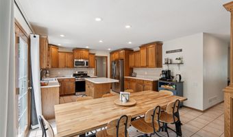 505 NE 21st St, Ankeny, IA 50021