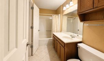 8 Weston Ln, Bella Vista, AR 72715