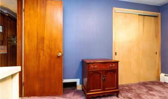 1904 Old Louisquisset Pike, Lincoln, RI 02865