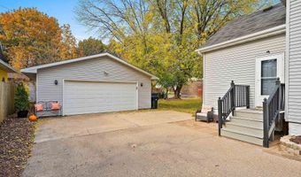 1209 N DREW St, Appleton, WI 54911