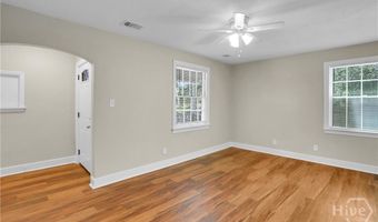 519 Vinson Ave, Savannah, GA 31404
