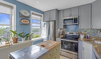 400 Deal Lake Dr 8F, Asbury Park, NJ 07712