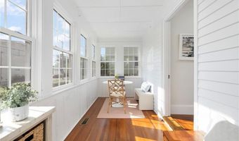35 Hall Ave, Newport, RI 02840