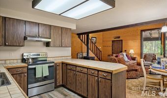 108 Panorama Dr, Cascade, ID 83611