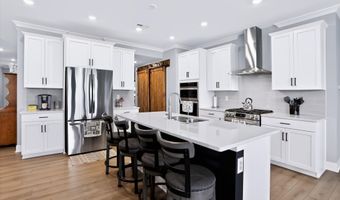 5054 Foxley Park Ln, Avon, IN 46123