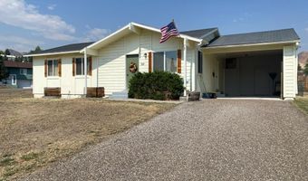 921 S 10th St, Challis, ID 83226