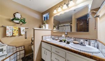 13275 Shawnee, Apple Valley, CA 92308