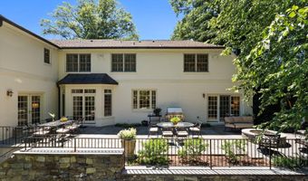 7009 LOCH LOMOND Dr, Bethesda, MD 20817