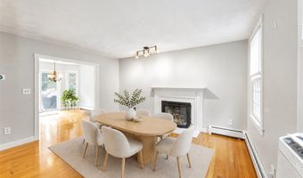 5 Strawberry Ln, Billerica, MA 01821