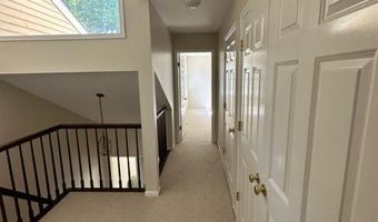 2 Cambridge Rd, Bedminster, NJ 07921