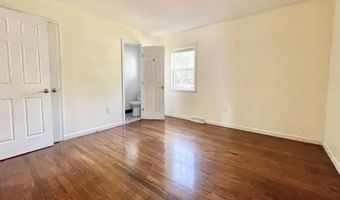 19 HICKORY Ln, Dover, DE 19904